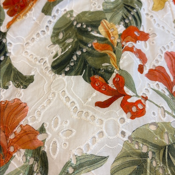 Chico's Floral Eyelet Culotte Wide Leg Pants - Picture 10 of 10